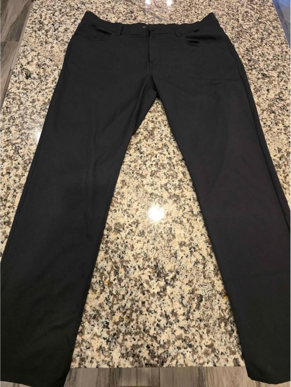 Travis Mathew Golf Pants Men's Size 38x32